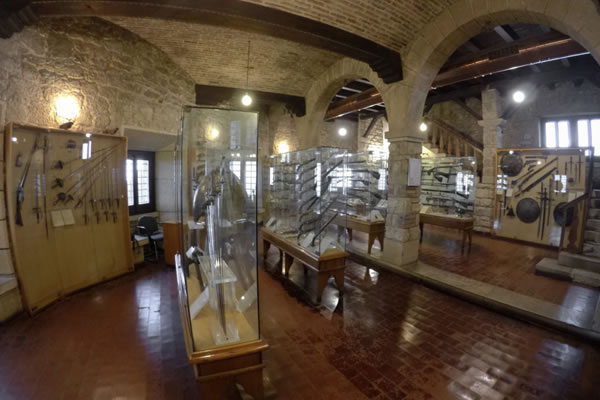 Vanhojen aseiden museo San Marinossa 